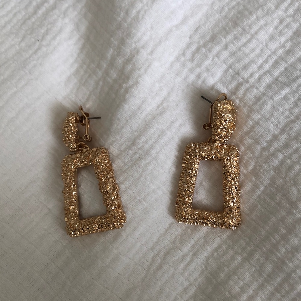 Earring